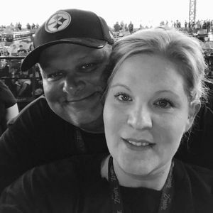 Meet your Posher, Laurie